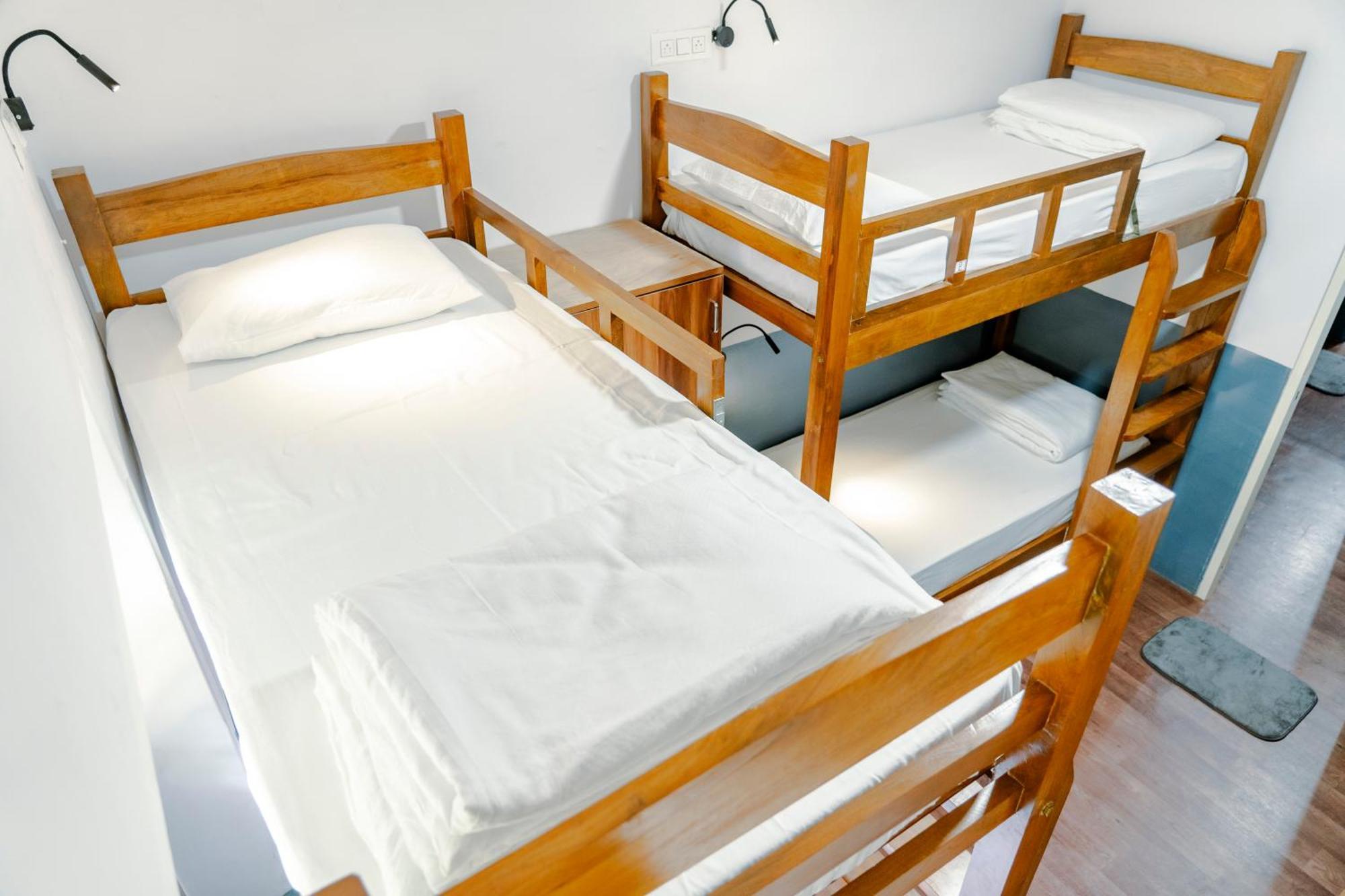Leo Vishroam Hostel Mysore Exterior photo