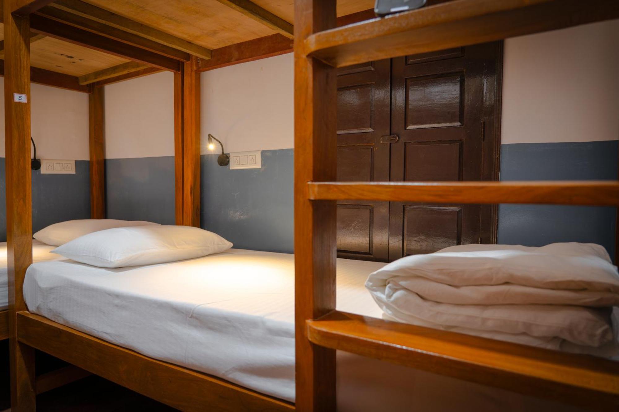 Leo Vishroam Hostel Mysore Exterior photo